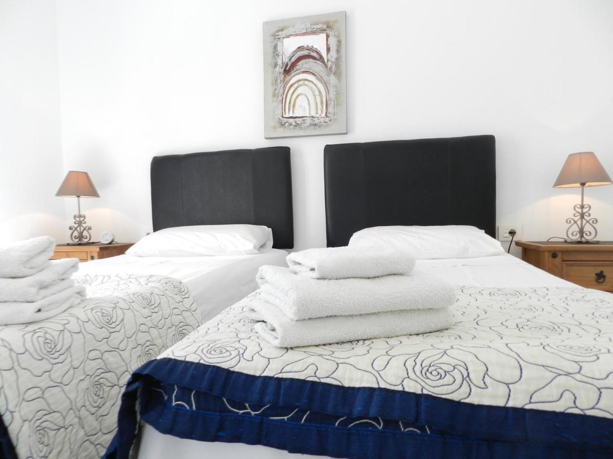 1 Bed Los Cristianos Near The Bus Station Arona  Eksteriør bilde