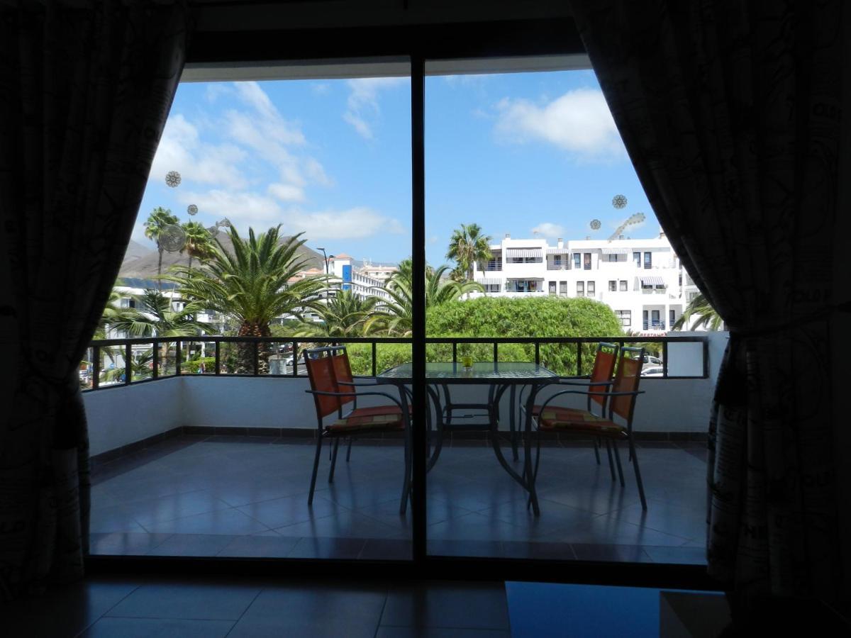 1 Bed Los Cristianos Near The Bus Station Arona  Eksteriør bilde